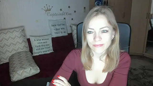 Tiffany Bates online show from October 10, 3:05 am