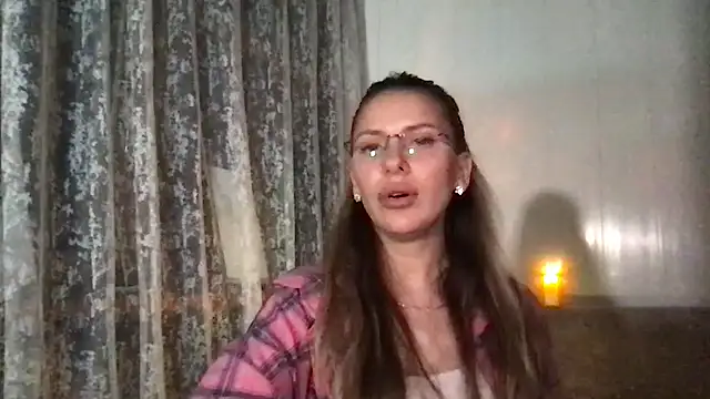 Ceryanna online show from November 23, 2:00 am