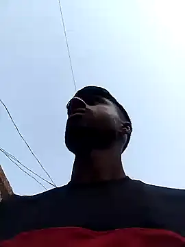 Snapshot of LesserUpset chatting on November 9, 8:23 am LesserUpset online show from November 9, 8:23 am