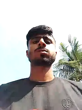 Snapshot of LesserUpset chatting on November 14, 4:11 am LesserUpset online show from November 14, 4:11 am