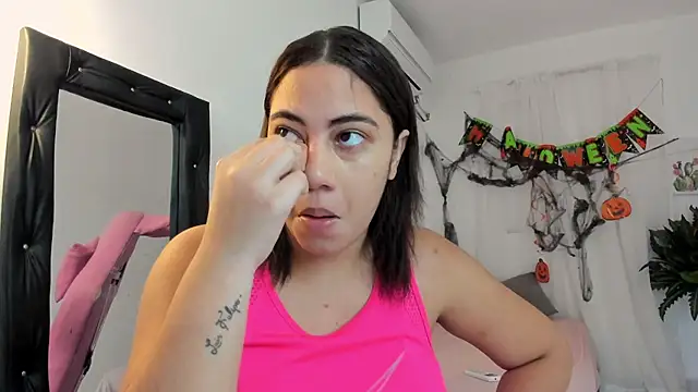 Snapshot of vanelope_smith chatting on October 27, 10:14 pm vanelope smith online show from October 27, 10:14 pm