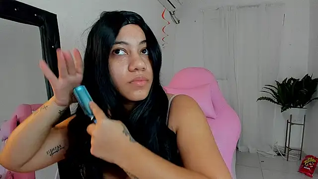 Snapshot of vanelope_smith chatting on November 22, 12:31 am vanelope smith online show from November 22, 12:31 am