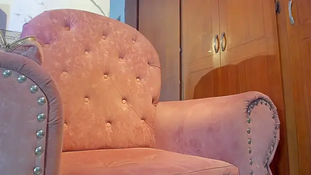 Snapshot of violett__rousee chatting on November 26, 2:51 pm violett rousee online show from November 26, 2:51 pm