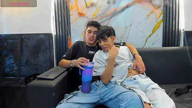 Stiben boy online show from October 31, 7:48 pm