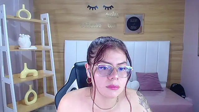 draviana a  online show from October 9, 3:37 am