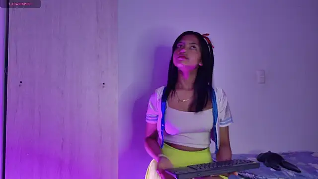 miamiller188 online show from November 8, 12:00 am