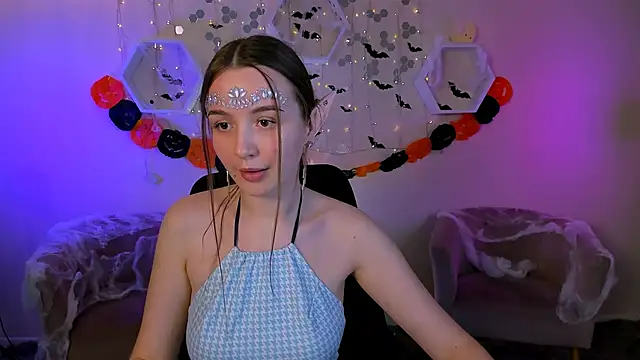 leslie bird online show from October 22, 3:12 pm