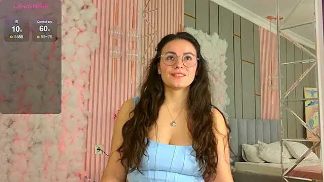 Snapshot of GabiBatista chatting on November 12, 5:08 am GabiBatista online show from November 12, 5:08 am