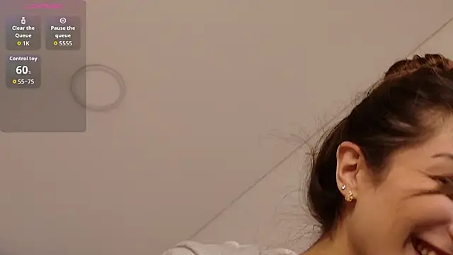 softly bold online show from October 29, 12:51 pm