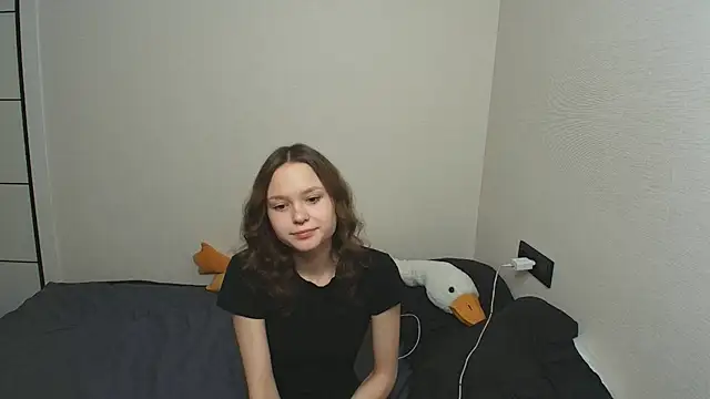 CandyPiggy online show from October 16, 8:54 pm