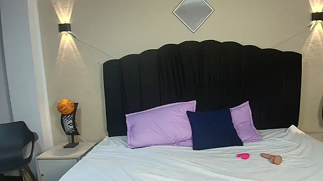 GabySweett  online show from November 12, 12:05 pm