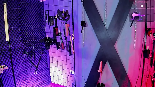 MissAlison Monica bdsm online show from November 4, 7:02 pm