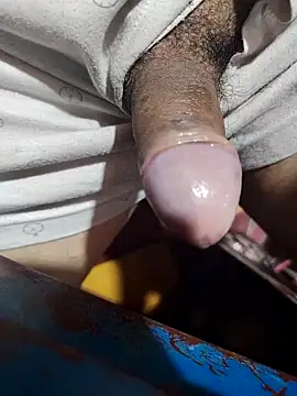 Snapshot of Sir_clouden chatting on September 28, 8:58 pm Sir clouden online show from September 28, 8:58 pm