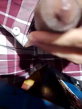 Snapshot of Sir_clouden chatting on November 18, 12:05 am Sir clouden online show from November 18, 12:05 am