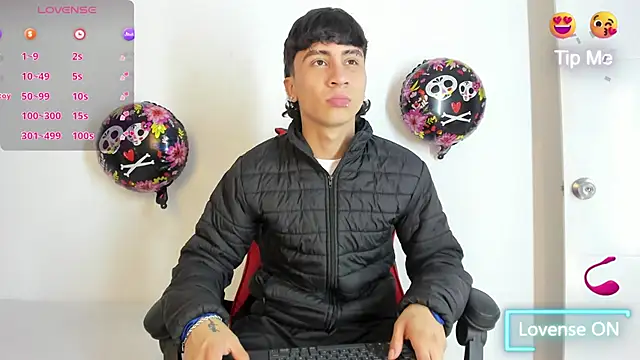 XaanderGrey online show from October 18, 7:36 pm