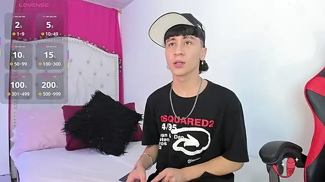 XaanderGrey online show from November 4, 7:46 pm