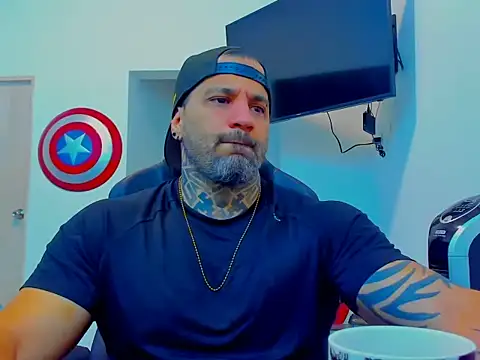 JoshRigby online show from October 24, 8:16 pm