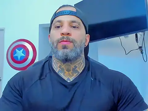 JoshRigby online show from November 29, 8:23 pm