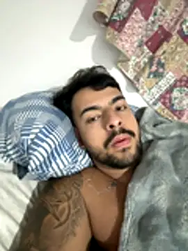 artzin2334 online show from November 10, 5:39 am