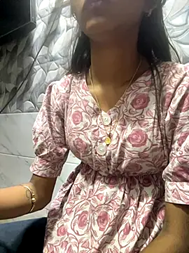 Nencycute1 online show from October 3, 6:38 pm