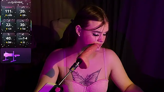 EvaaLane online show from October 10, 3:44 pm