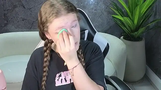 carla tp online show from October 27, 12:42 pm