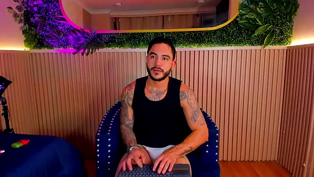 Snapshot of Dante_Dimarco chatting on September 27, 11:32 pm Dante Dimarco online show from September 27, 11:32 pm