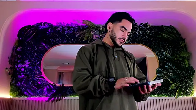 Snapshot of Dante_Dimarco chatting on October 1, 10:49 pm Dante Dimarco online show from October 1, 10:49 pm