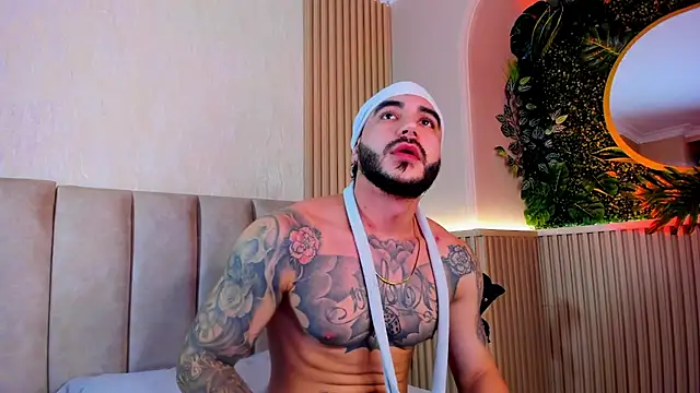 Snapshot of Dante_Dimarco chatting on October 9, 11:14 pm Dante Dimarco online show from October 9, 11:14 pm