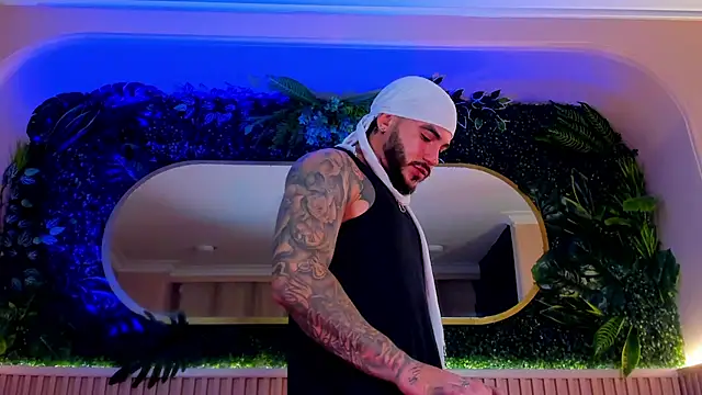 Snapshot of Dante_Dimarco chatting on October 17, 12:25 am Dante Dimarco online show from October 17, 12:25 am