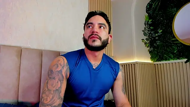 Snapshot of Dante_Dimarco chatting on October 29, 12:35 am Dante Dimarco online show from October 29, 12:35 am