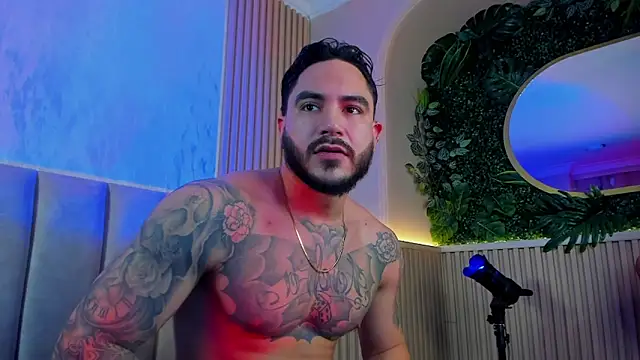 Snapshot of Dante_Dimarco chatting on October 31, 11:28 pm Dante Dimarco online show from October 31, 11:28 pm