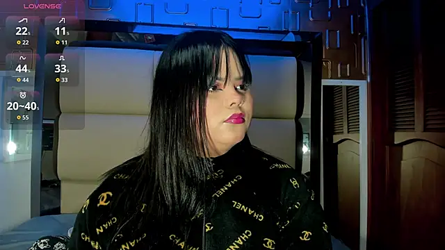 violet milleer online show from October 2, 12:23 pm