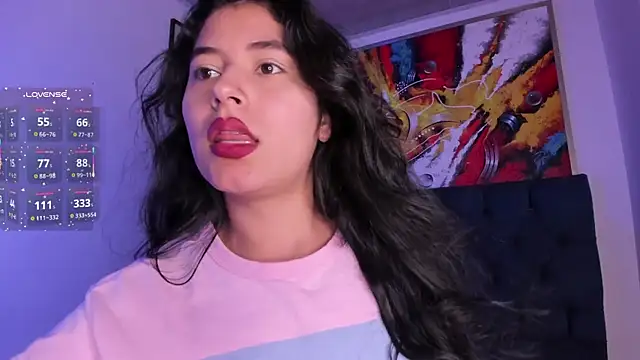 violet blaze online show from November 6, 12:06 pm