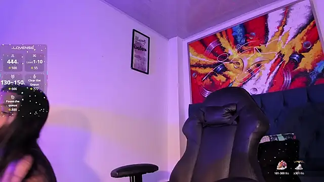 violet blaze online show from November 22, 10:03 am