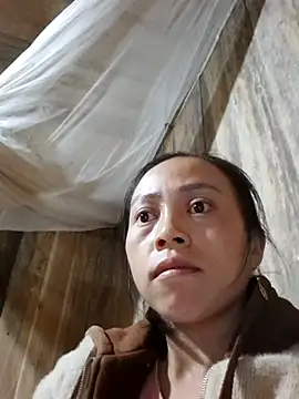 Tuyet xx online show from October 29, 8:32 pm