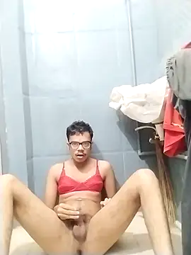 sexybobby13 online show from October 16, 8:48 am