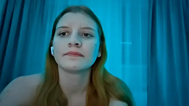 LynteriLain online show from November 13, 7:24 pm