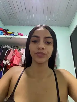 Snapshot of miluwatson chatting on October 21, 11:27 pm miluwatson online show from October 21, 11:27 pm