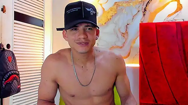 Snapshot of daniscot chatting on September 30, 3:44 am daniscot online show from September 30, 3:44 am