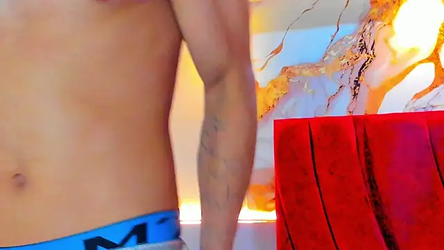 Snapshot of daniscot chatting on October 17, 4:37 am daniscot online show from October 17, 4:37 am