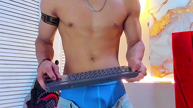 Snapshot of daniscot chatting on October 25, 4:09 am daniscot online show from October 25, 4:09 am