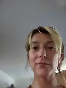 silentasachurchmouse online show from October 1, 3:40 pm