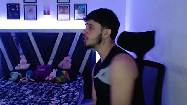 Snapshot of Sebasxxl12 chatting on October 3, 4:09 am Sebasxxl12 online show from October 3, 4:09 am