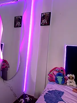 Sussyroxxx online show from November 28, 5:26 pm