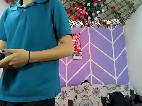 Snapshot of nexusboyhot chatting on October 2, 3:41 pm nexusboyhot online show from October 2, 3:41 pm