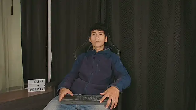 Mike Duff online show from November 9, 3:38 am