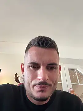 Snapshot of WildFlame2525 chatting on November 9, 2:15 pm WildFlame2525 online show from November 9, 2:15 pm