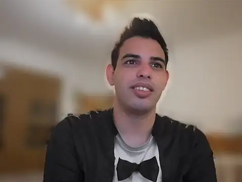 Snapshot of _Djonson_ chatting on September 27, 11:32 pm Djonson online show from September 27, 11:32 pm