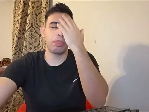 Snapshot of _Djonson_ chatting on October 6, 4:37 pm Djonson online show from October 6, 4:37 pm